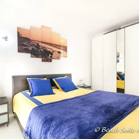 Beach Apartament Апартаменти *