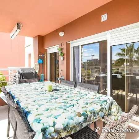 Beach Apartament Апартаменти *